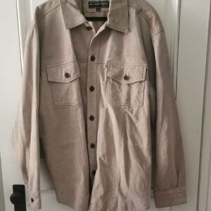 Vintage B.C. Clothing suede leather beige trucker style mens jacket. Size L